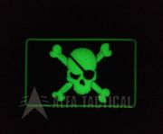 Nášivka 3D Pirate Skull 70x45mm, fluorescenční - černá