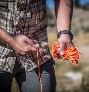 Parašutistická šnůra Helikon Paracord 550 30m - oranžová