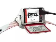 Čelová nabíjecí svítilna Petzl Actik Core, 600 lm, červená