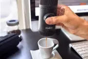 Ruční kávovar Wacaco Nanopresso, šedá