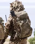 Batoh s pouzdrem na dlouhou zbraň Eberlestock Gunslinger II Pack (34,4 l), Multicam