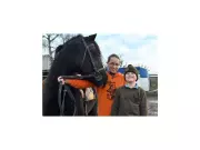 Mikina C.I.T. s kapucí a potiskem - motiv zvěř, oranžová Mikina C.I.T. s kapucí a potiskem - motiv zvěř, oranžová