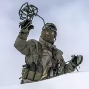 Bunda Carinthia G-Loft HIG 4.0 Jacket SOF, černá