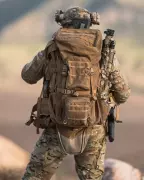 Batoh s pouzdrem na dlouhou zbraň Eberlestock Operator Pack V6 (97,5 l), Coyote