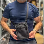 Taška na rameno pro skryté nošení zbraně Falco G114, černá