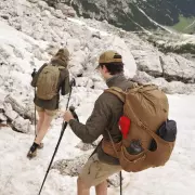 Bunda Helikon Wolfhound, černá Bunda Helikon Wolfhound, černá