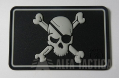 Nášivka 3D Pirate Skull 70x45mm, černo-bílá